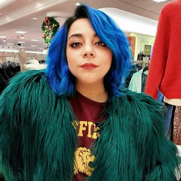 Meet your Posher, Posh - Picture 3 of 4